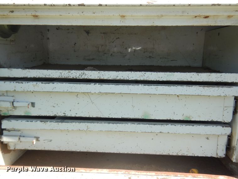 image for item DN1584 1989 GMC C6000  digger derrick truck