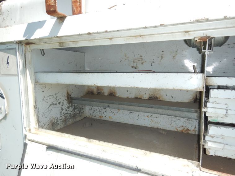 image for item DN1584 1989 GMC C6000  digger derrick truck