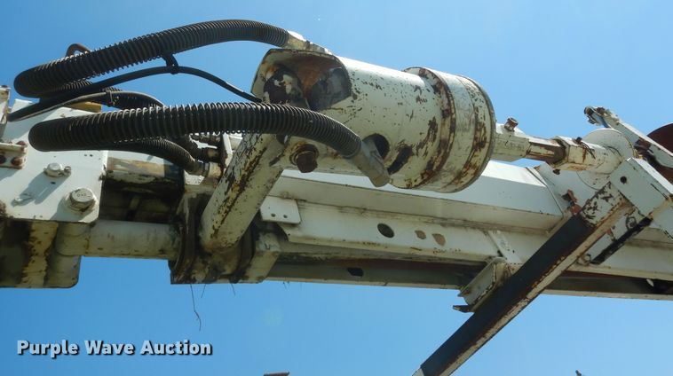 image for item DN1584 1989 GMC C6000  digger derrick truck
