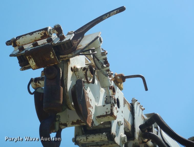 image for item DN1584 1989 GMC C6000  digger derrick truck