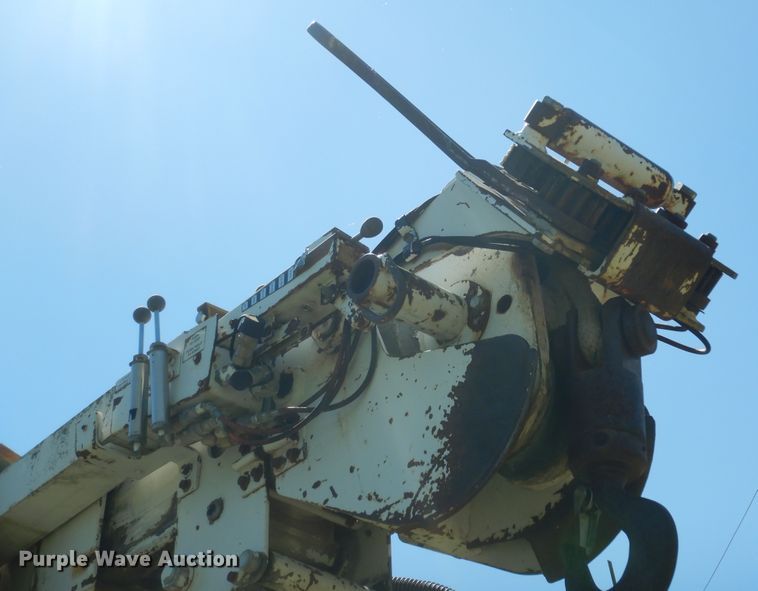 image for item DN1584 1989 GMC C6000  digger derrick truck