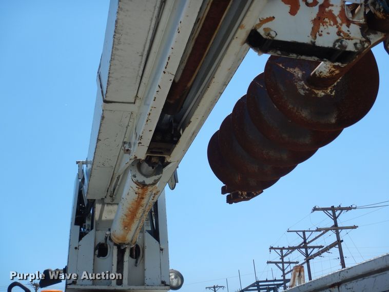 image for item DN1584 1989 GMC C6000  digger derrick truck