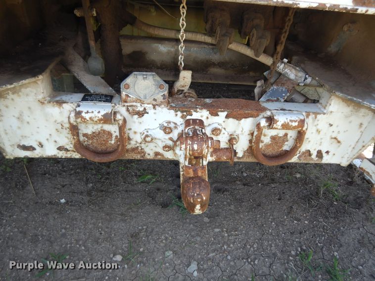 image for item DN1584 1989 GMC C6000  digger derrick truck