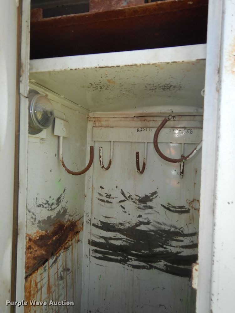 image for item DN1584 1989 GMC C6000  digger derrick truck