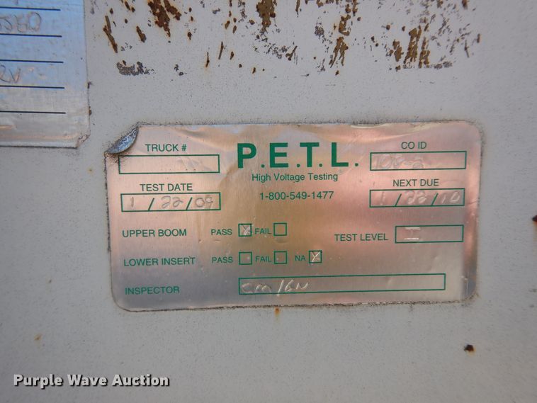 image for item DN1584 1989 GMC C6000  digger derrick truck