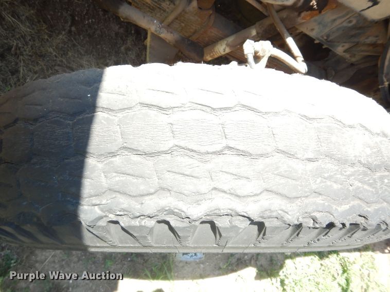 image for item DN1584 1989 GMC C6000  digger derrick truck