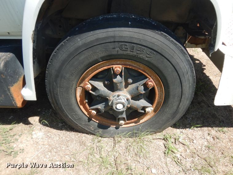 image for item DN1584 1989 GMC C6000  digger derrick truck