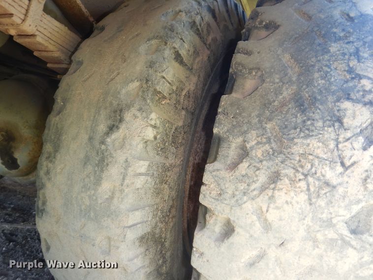 image for item DN1584 1989 GMC C6000  digger derrick truck