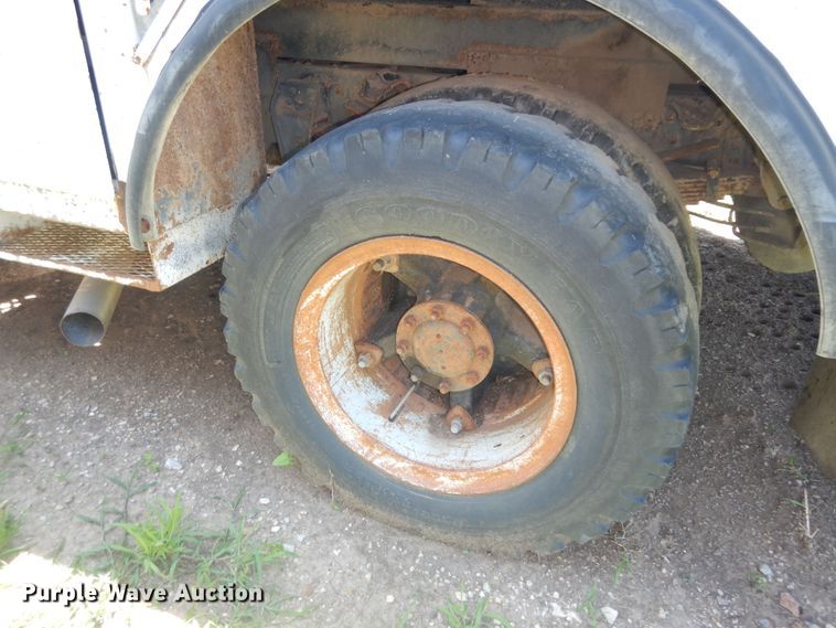 image for item DN1584 1989 GMC C6000  digger derrick truck