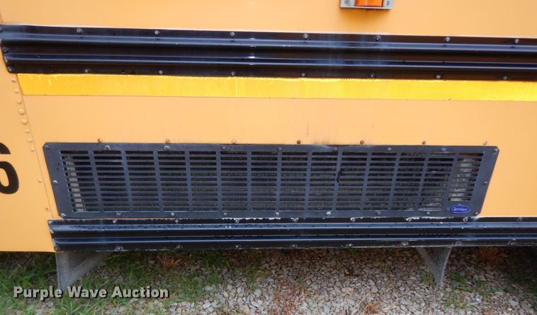 image for item DN1596 2003 Ford E450 Super Duty  school bus