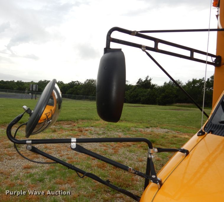 image for item DN1596 2003 Ford E450 Super Duty  school bus