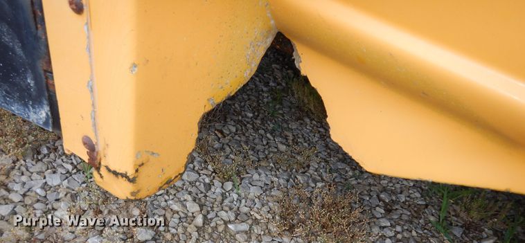 image for item DN1596 2003 Ford E450 Super Duty  school bus