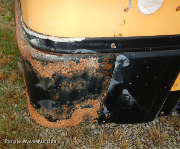 image for item DN1596 2003 Ford E450 Super Duty  school bus