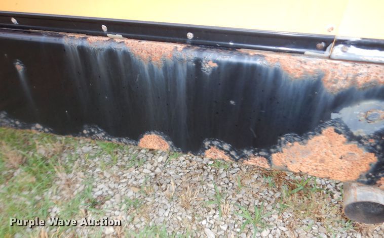 image for item DN1596 2003 Ford E450 Super Duty  school bus