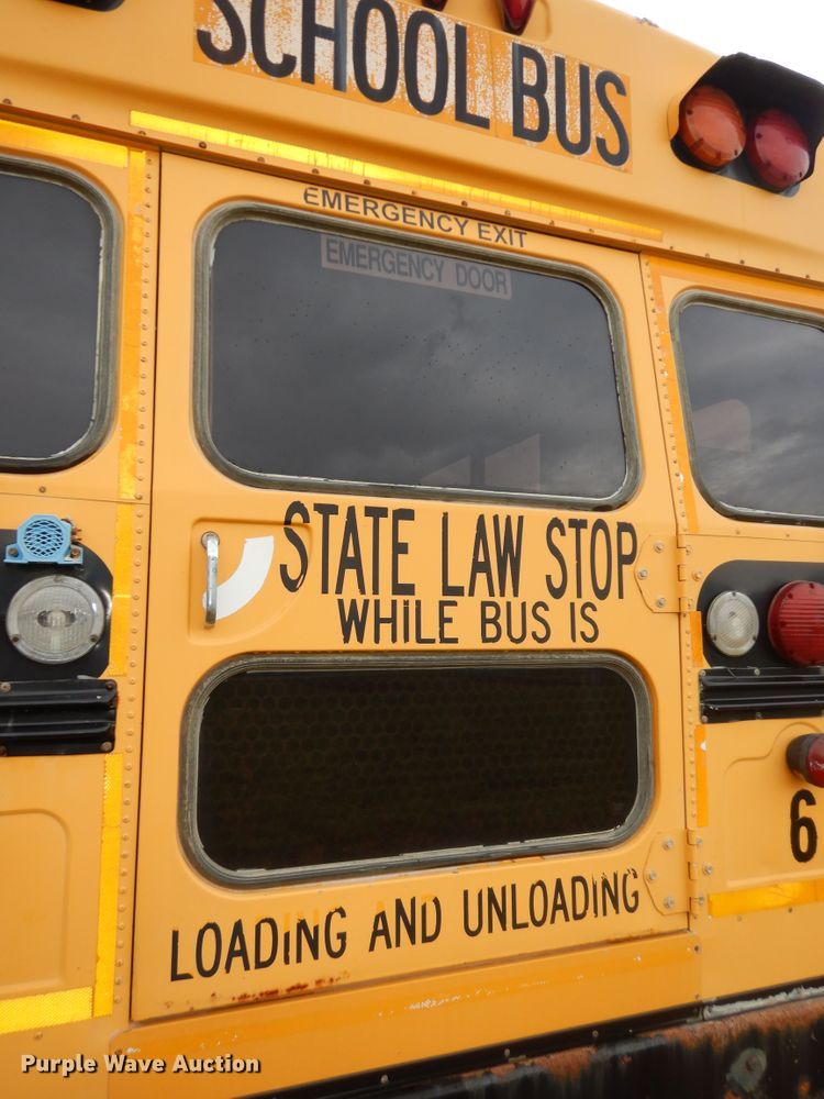 image for item DN1596 2003 Ford E450 Super Duty  school bus