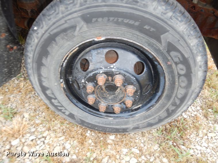 image for item DN1596 2003 Ford E450 Super Duty  school bus