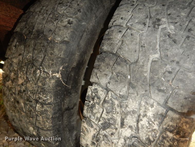 image for item DN1596 2003 Ford E450 Super Duty  school bus