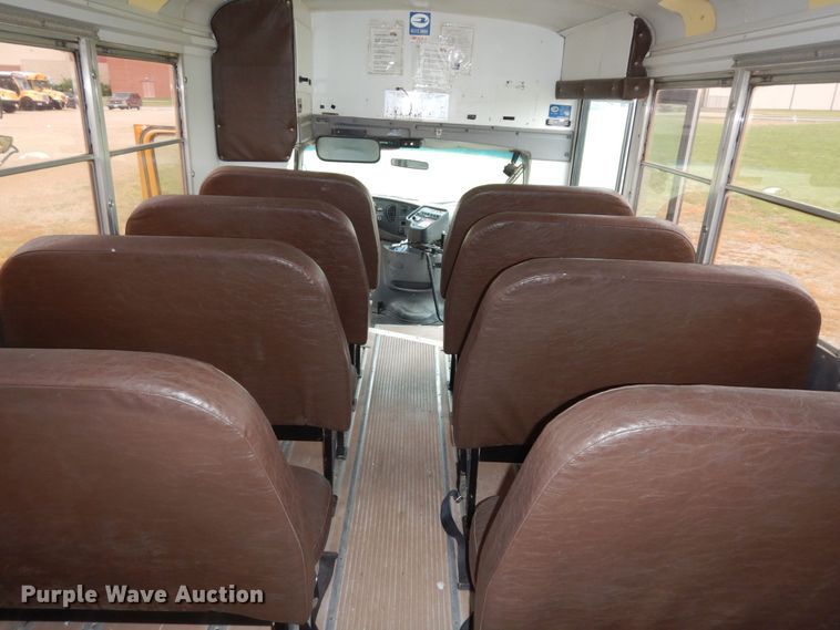 image for item DN1596 2003 Ford E450 Super Duty  school bus