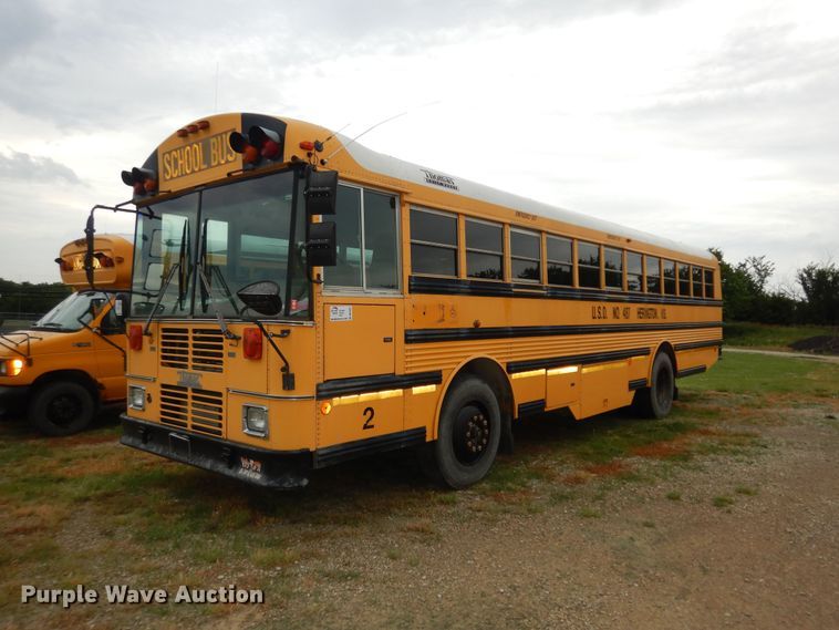 image for item DN1607 1998 Thomas  bus