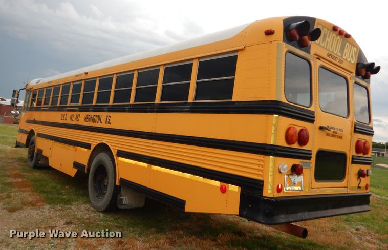 image for item DN1607 1998 Thomas  bus