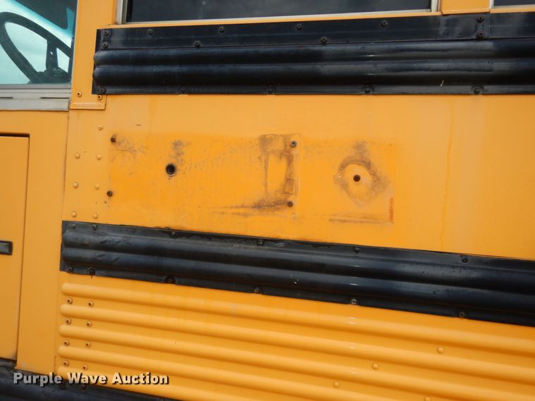 image for item DN1607 1998 Thomas  bus