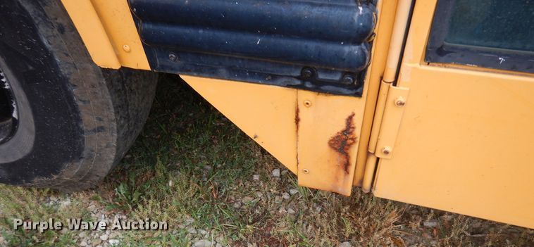 image for item DN1607 1998 Thomas  bus