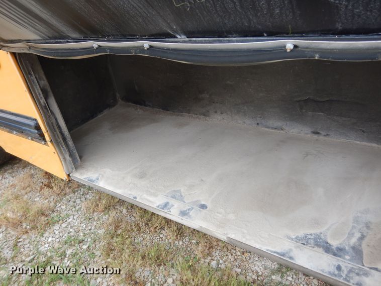 image for item DN1607 1998 Thomas  bus