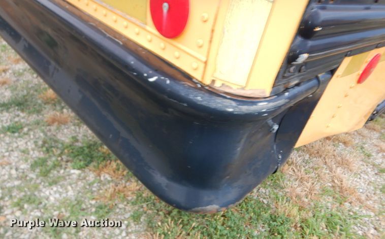 image for item DN1607 1998 Thomas  bus