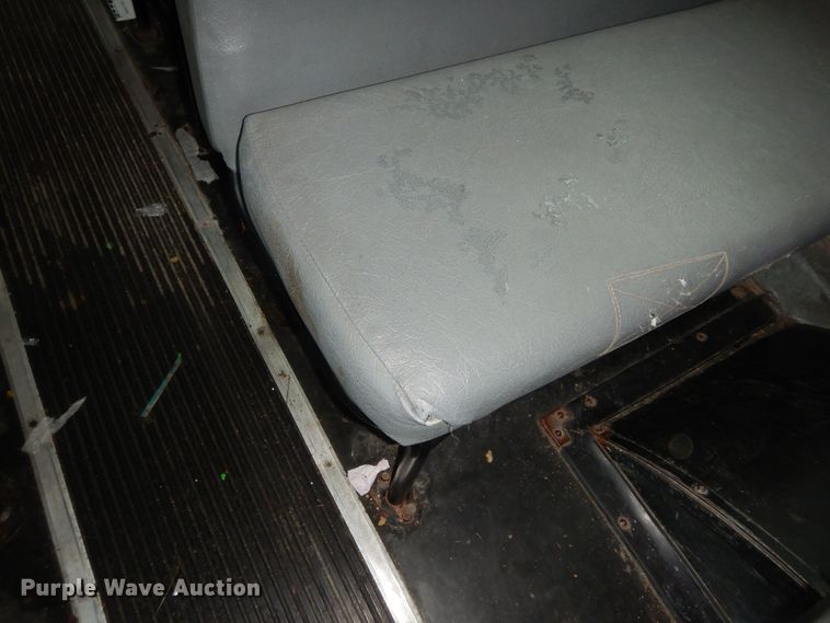 image for item DN1607 1998 Thomas  bus