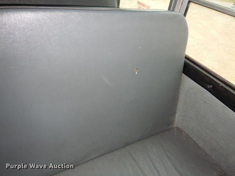 image for item DN1607 1998 Thomas  bus