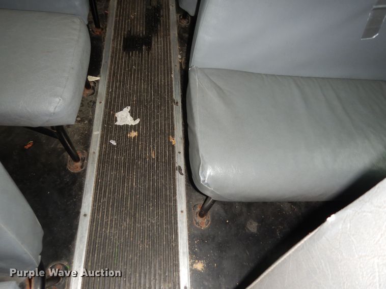 image for item DN1607 1998 Thomas  bus