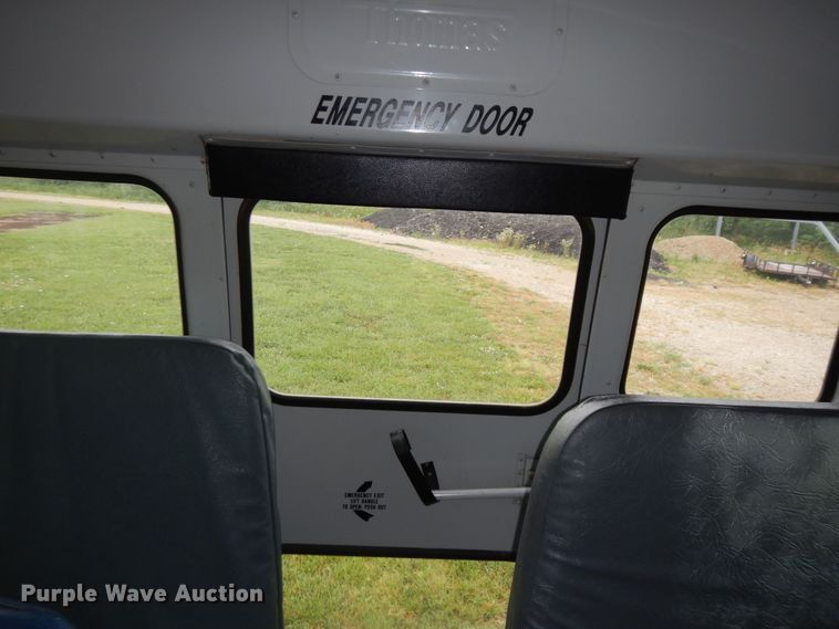 image for item DN1607 1998 Thomas  bus