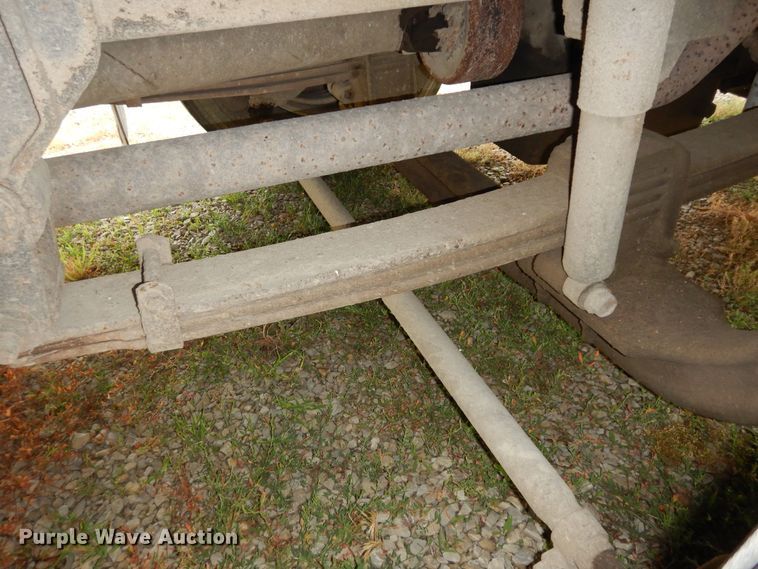 image for item DN1607 1998 Thomas  bus