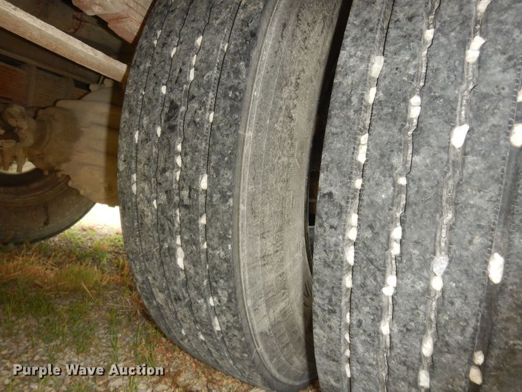 image for item DN1607 1998 Thomas  bus