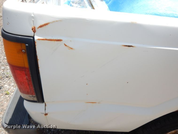 image for item DN1608 1987 Mazda B2000  pickup truck