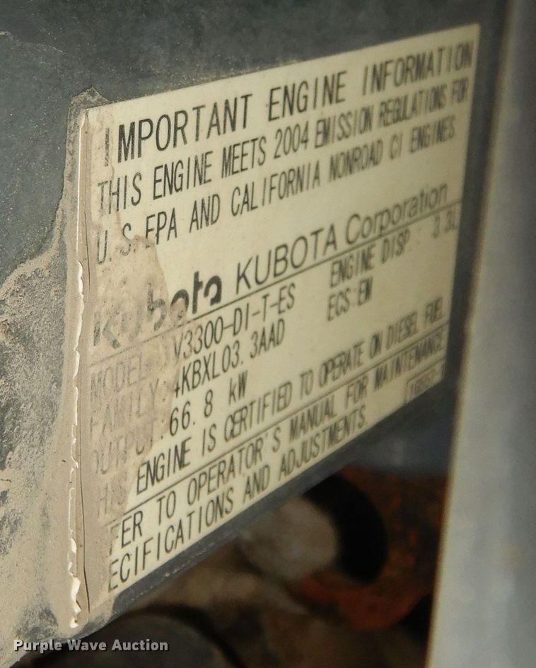 image for item DN1621 2004 Bobcat S250  skid steer loader