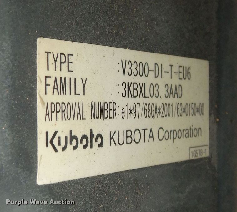 image for item DN1621 2004 Bobcat S250  skid steer loader