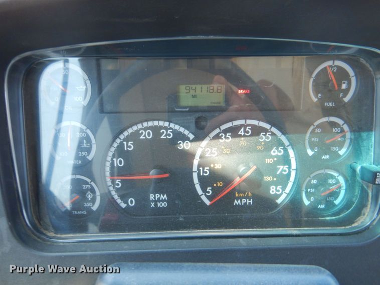 image for item DP4317 2008 Thomas Built Saf-T-Liner C2  school bus