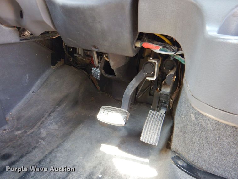 image for item DP4317 2008 Thomas Built Saf-T-Liner C2  school bus