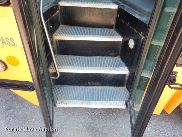 image for item DP4317 2008 Thomas Built Saf-T-Liner C2  school bus