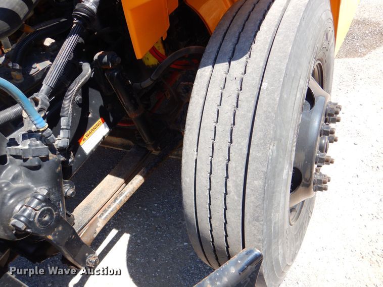 image for item DP4317 2008 Thomas Built Saf-T-Liner C2  school bus