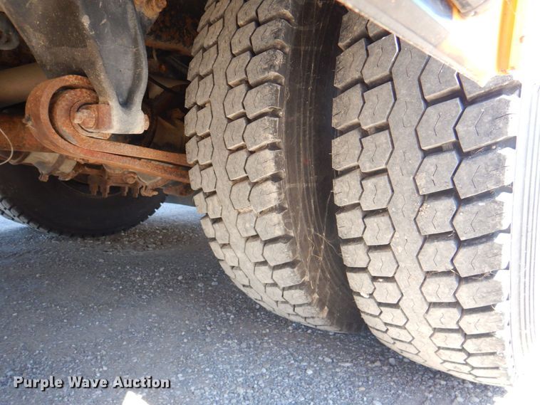 image for item DP4317 2008 Thomas Built Saf-T-Liner C2  school bus