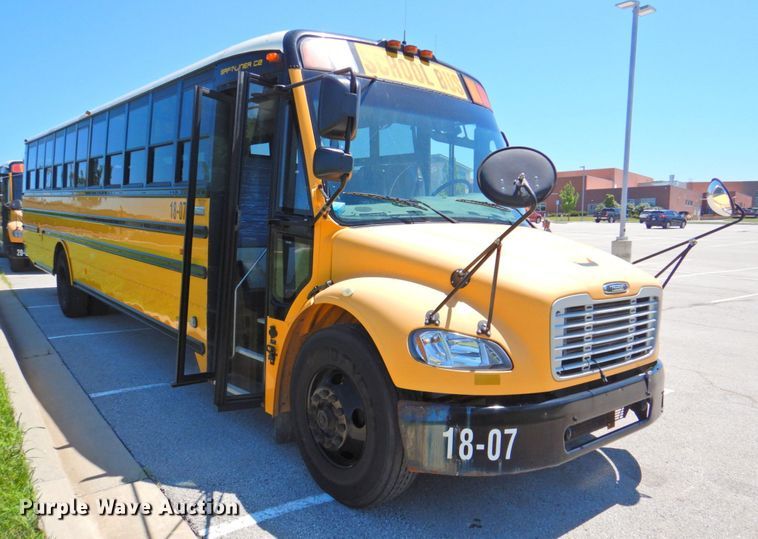 image for item DP4366 2007 Freightliner B2  school bus