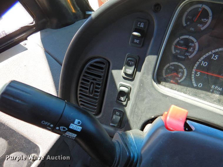 image for item DP4366 2007 Freightliner B2  school bus