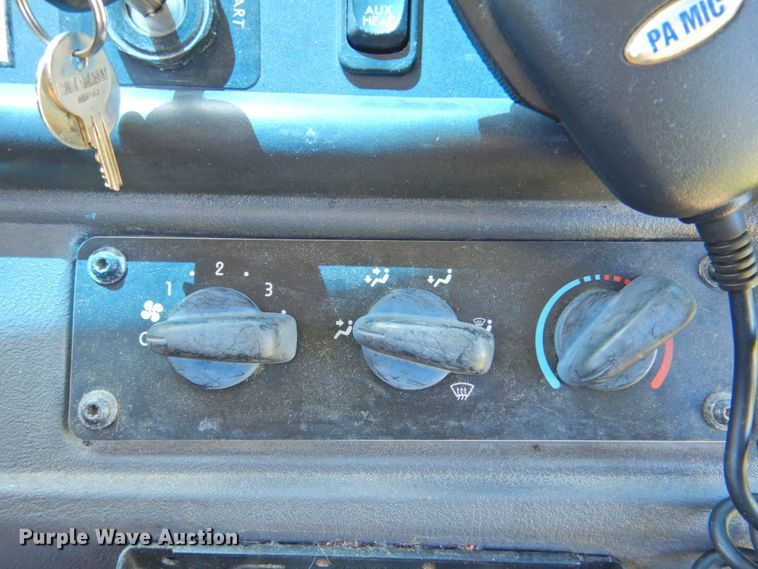 image for item DP4366 2007 Freightliner B2  school bus