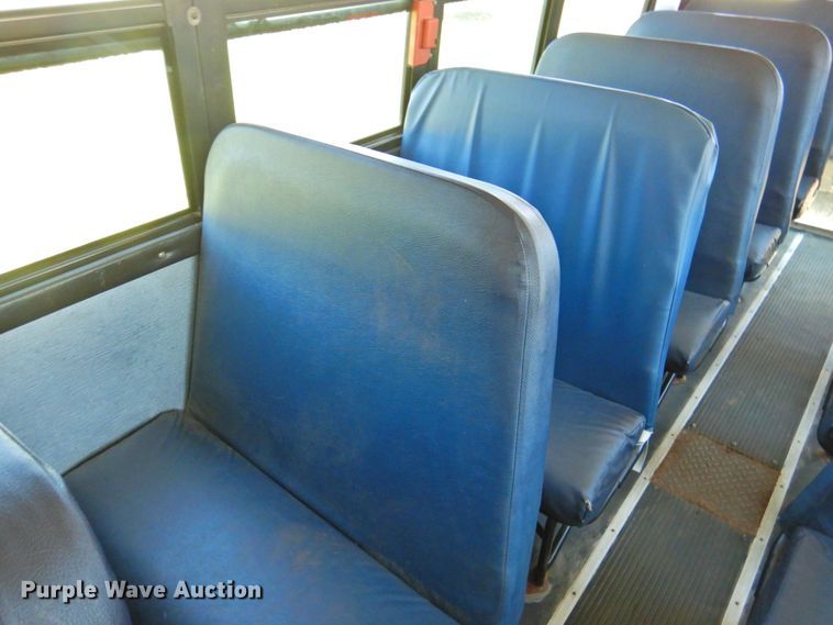 image for item DP4366 2007 Freightliner B2  school bus