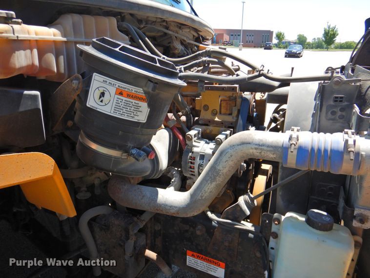 image for item DP4366 2007 Freightliner B2  school bus