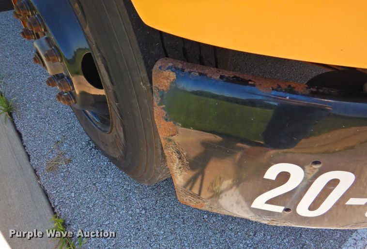 image for item DP4367 2007 Freightliner B2  school bus