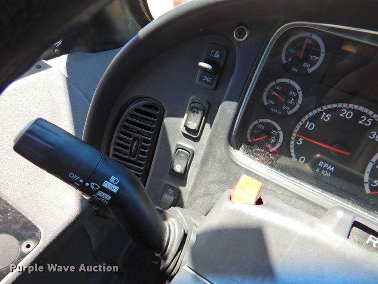 image for item DP4367 2007 Freightliner B2  school bus