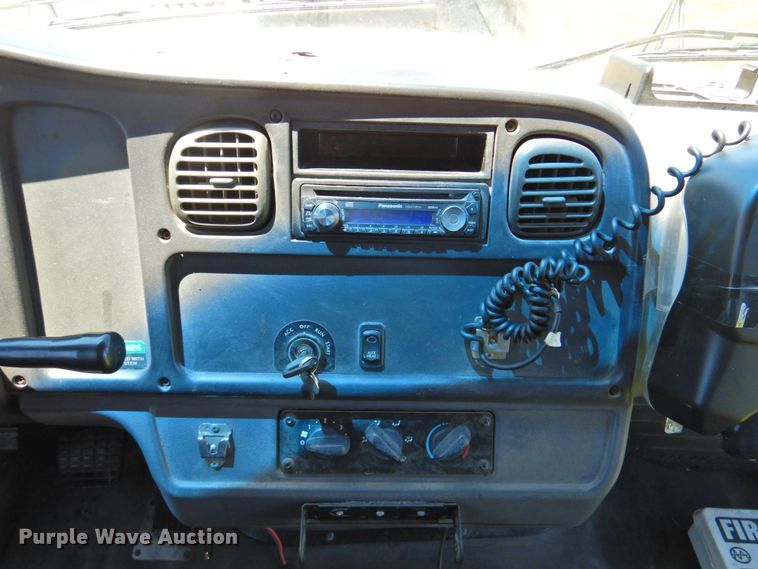 image for item DP4367 2007 Freightliner B2  school bus